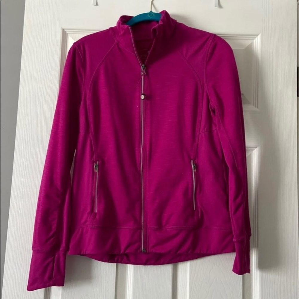 Active jacket for women